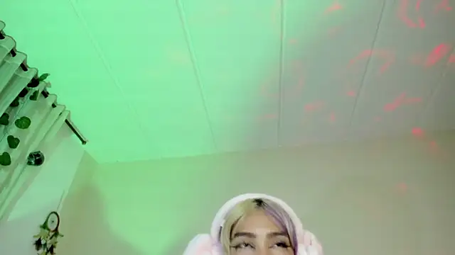 party-naugthysex online show from 01/02/25, 09:43