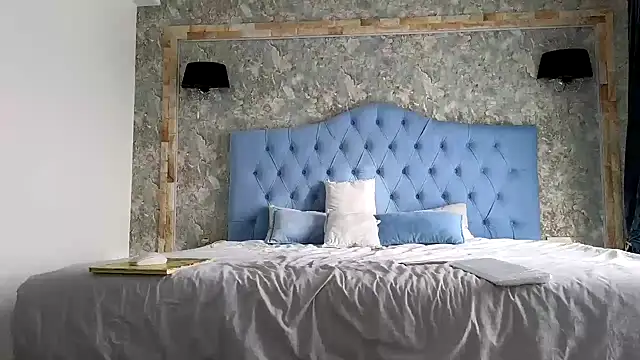 Blanca1 online show from 02/26/25, 02:14