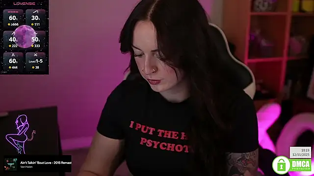 Snapshot of Billiexxox chatting on 11/12/25, 06:19 Billiexxox online show from 11/12/25, 06:19