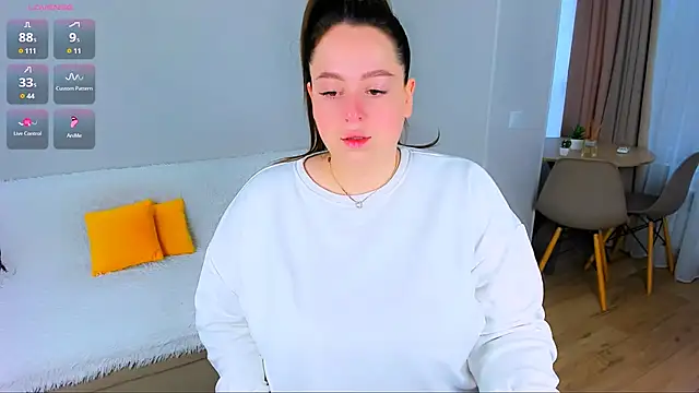 Feral  berry   online show from 11/17/25, 07:58