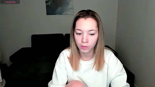 MiaThaine online show from 01/07/25, 12:55