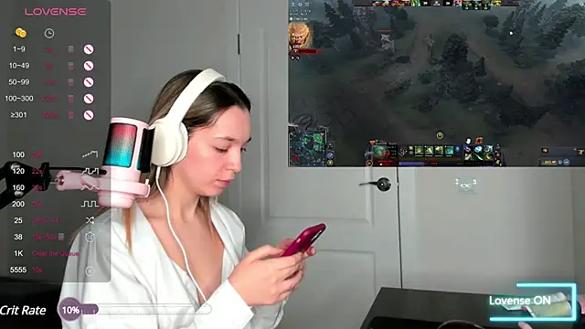 MiaThaine online show from 03/01/25, 04:11