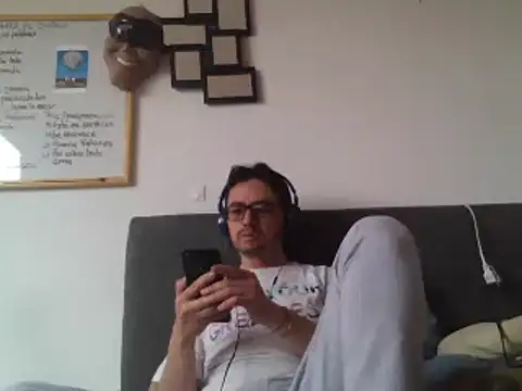 Diptongo online show from 02/26/25, 03:30