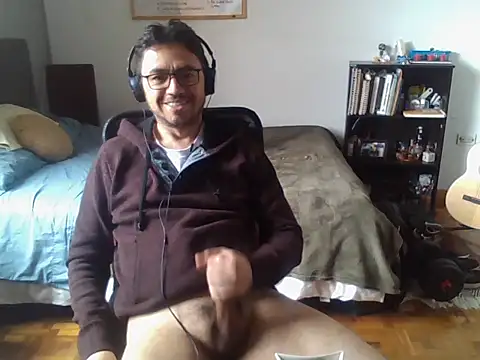 Diptongo online show from 10/26/25, 05:41