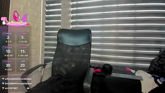 charlotte  G online show from 03/20/25, 05:36