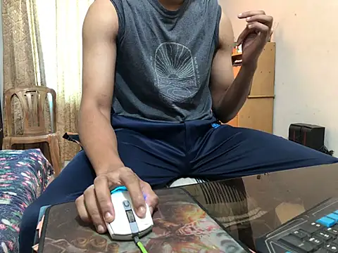 Snapshot of Zeuhorny chatting on 12/05/24, 05:37 Zeuhorny online show from 12/05/24, 05:37