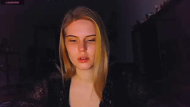 VoluptuousDreams online show from 03/02/25, 02:21