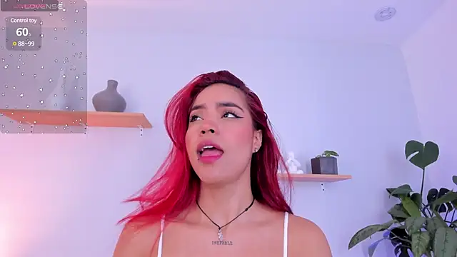 Scarlett Morgan  online show from 02/07/25, 07:17