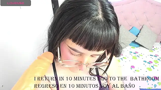 Katalina novoa online show from 01/17/25, 07:27