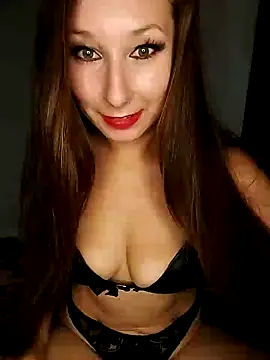 Snapshot of Marye_sony chatting on 01/26/25, 06:59 Marye sony online show from 01/26/25, 06:59