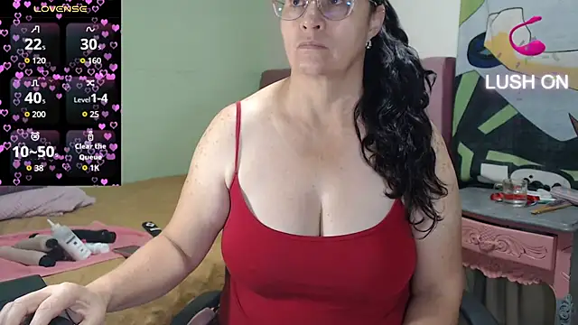 Snapshot of hairyglad69 chatting on 03/06/26, 02:35 hairyglad69 online show from 03/06/26, 02:35