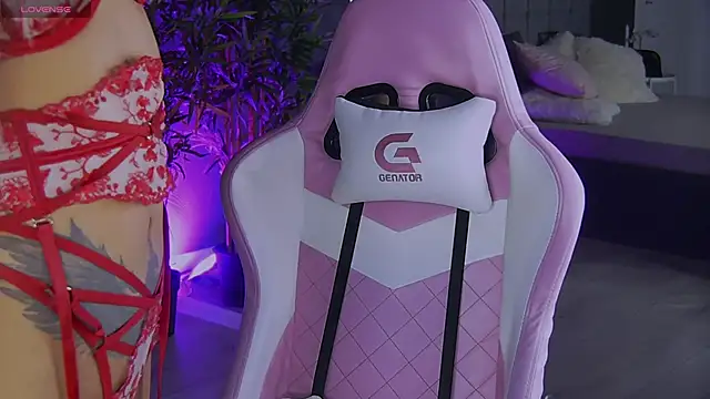 shayblonde online show from 12/25/24, 09:11