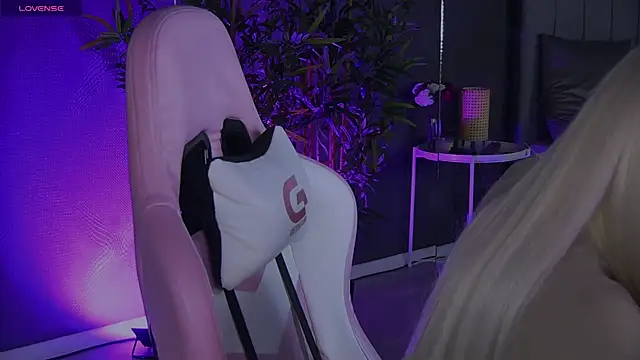 shayblonde online show from 12/29/24, 09:20