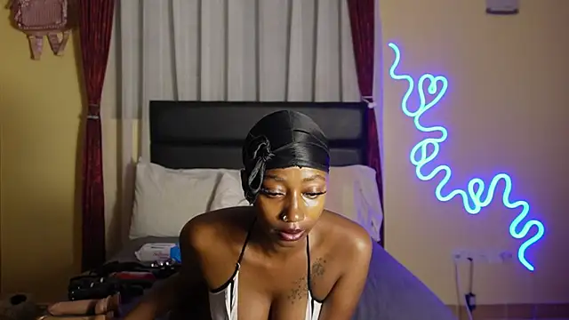  Watuluv  online show from 11/27/25, 04:31