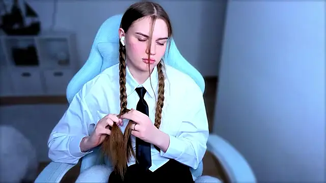 StellaLawless online show from 01/12/26, 08:14