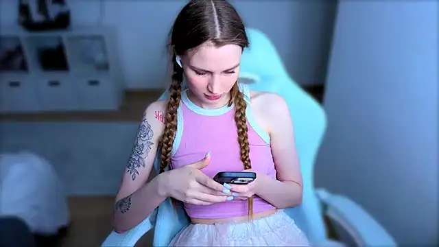 StellaLawless online show from 02/22/26, 12:47