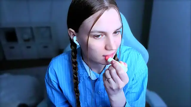 StellaLawless online show from 03/28/26, 07:35