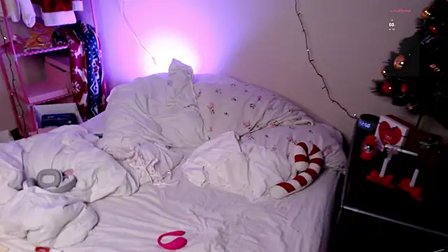 Snapshot of KatieMelone chatting on 01/11/26, 11:54 KatieMelone online show from 01/11/26, 11:54