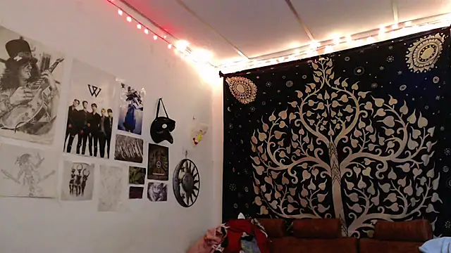 Kimber 666 online show from 02/27/25, 05:26