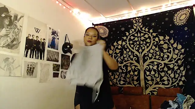 Kimber 666 online show from 03/02/25, 12:31