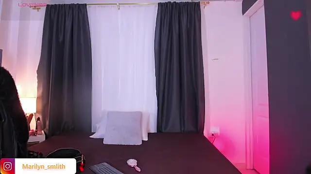 MarilynSmIith online show from 09/22/25, 11:12