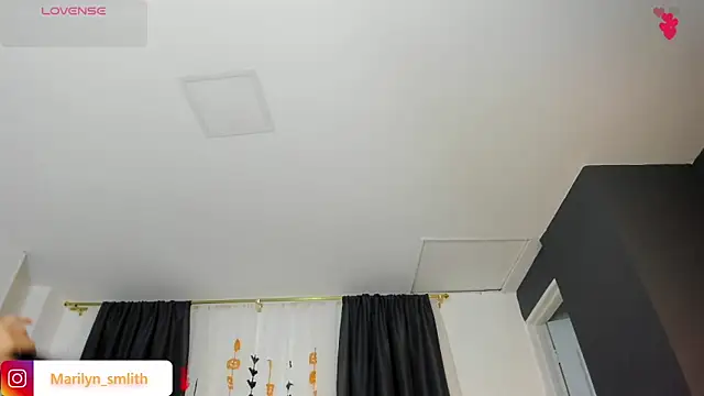 MarilynSmIith online show from 10/06/25, 11:51