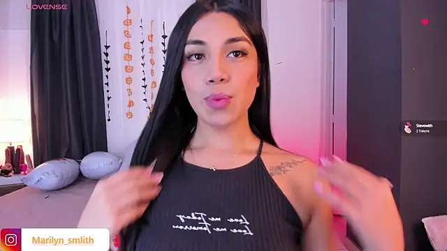 MarilynSmIith online show from 10/18/25, 11:33