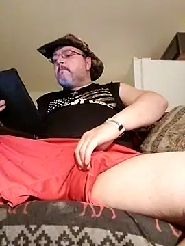 Snapshot of ILive2plezz chatting on 01/25/25, 07:06 ILive2plezz online show from 01/25/25, 07:06