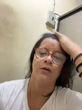 Snapshot of lallanaBigAss chatting on 04/21/26, 12:12 lallanaBigAss online show from 04/21/26, 12:12