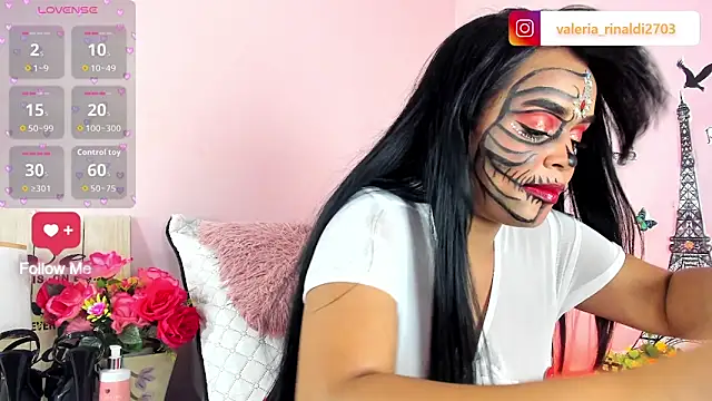 Snapshot of valeria_rinaldi2703 chatting on 10/31/25, 04:57 valeria rinaldi2703 online show from 10/31/25, 04:57