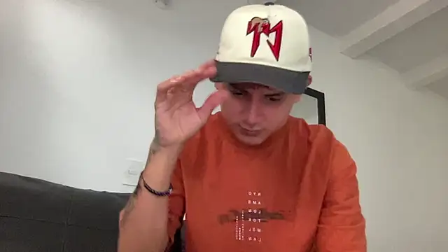 Snapshot of bob_petterson chatting on 01/26/25, 08:56 bob petterson online show from 01/26/25, 08:56