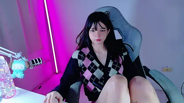 Snapshot of stephybrown chatting on 04/21/26, 01:18 stephybrown online show from 04/21/26, 01:18