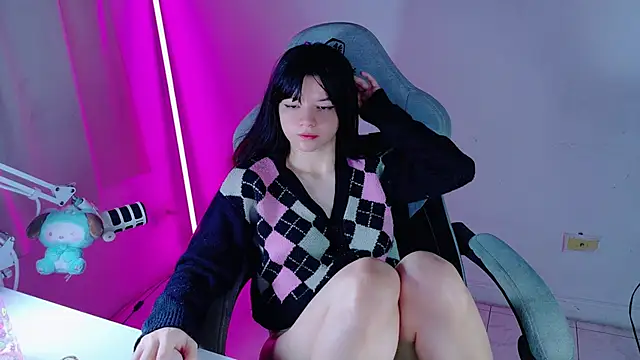 Snapshot of stephybrown chatting on 04/21/26, 01:42 stephybrown online show from 04/21/26, 01:42