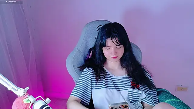 Snapshot of stephybrown chatting on 06/30/26, 10:55 stephybrown online show from 06/30/26, 10:55
