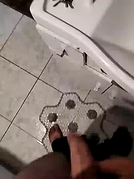 danielsafado222 online show from 01/31/25, 01:11