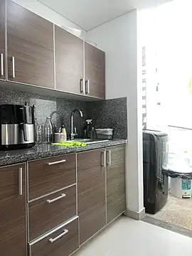 valecruz903 online show from 02/17/25, 08:15