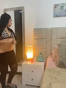 valecruz903 online show from 09/16/25, 01:56