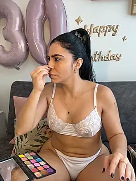 valecruz903 online show from 11/04/25, 05:12