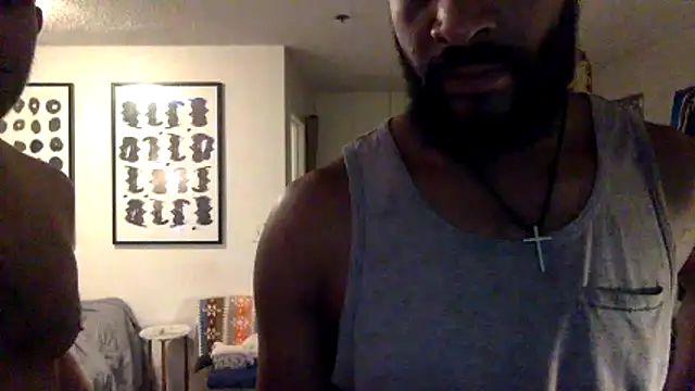 Snapshot of TheOnlyTwinTowers chatting on 03/22/26, 06:28 TheOnlyTwinTowers online show from 03/22/26, 06:28