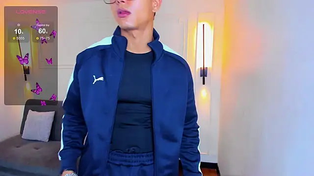 Paradise boy s online show from 12/04/25, 04:27