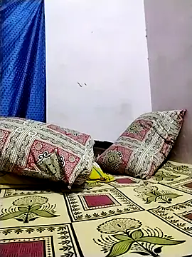 Snapshot of Ruksar-Pathan chatting on 04/18/26, 12:53 Ruksar-Pathan online show from 04/18/26, 12:53