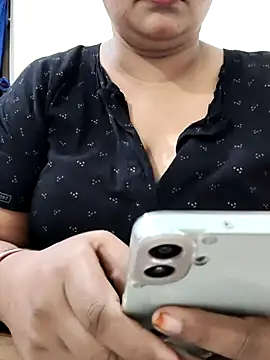Snapshot of Ruksar-Pathan chatting on 07/09/26, 01:59 Ruksar-Pathan online show from 07/09/26, 01:59