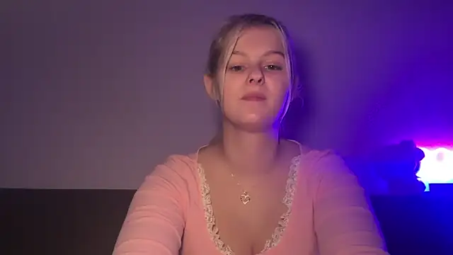 Snapshot of Allylove03 chatting on 01/31/26, 09:57 Allylove03 online show from 01/31/26, 09:57