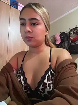 Miabonnett  online show from 05/11/26, 02:56