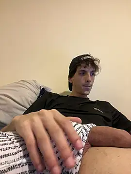 Snapshot of CamiloXx04 chatting on 02/20/26, 02:52 CamiloXx04 online show from 02/20/26, 02:52