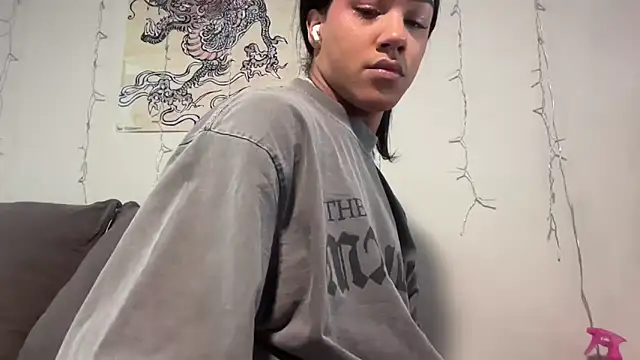 Snapshot of tsjaden777 chatting on 04/01/26, 10:40 tsjaden777 online show from 04/01/26, 10:40