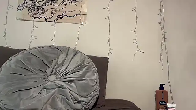 Snapshot of tsjaden777 chatting on 04/07/26, 01:55 tsjaden777 online show from 04/07/26, 01:55