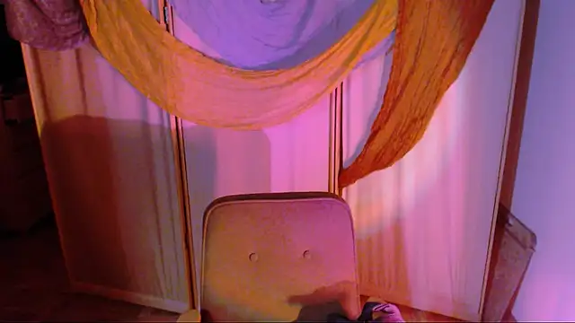 Malinax online show from 10/21/25, 10:32