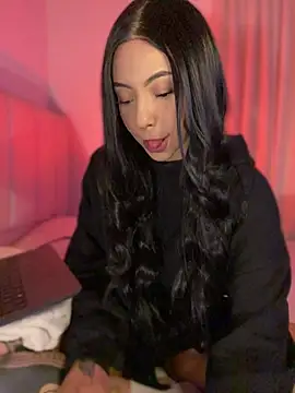 eva elifee online show from 02/03/26, 08:41