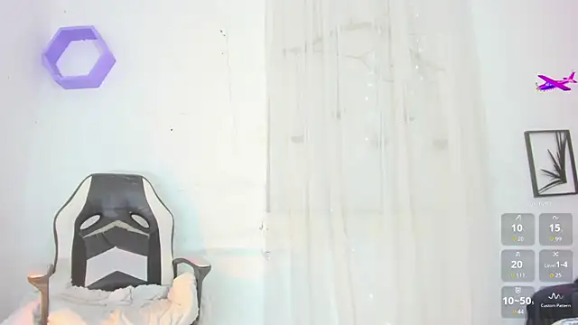  RedMoon online show from 10/25/25, 08:47